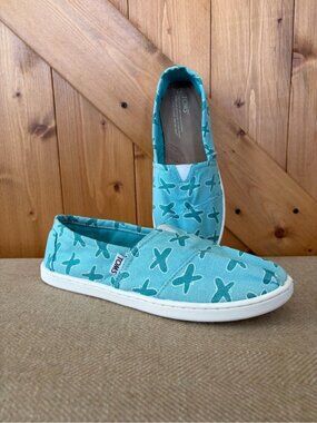 Tom's Alpargata Slip on Youth Shoe | Size 6 Youth